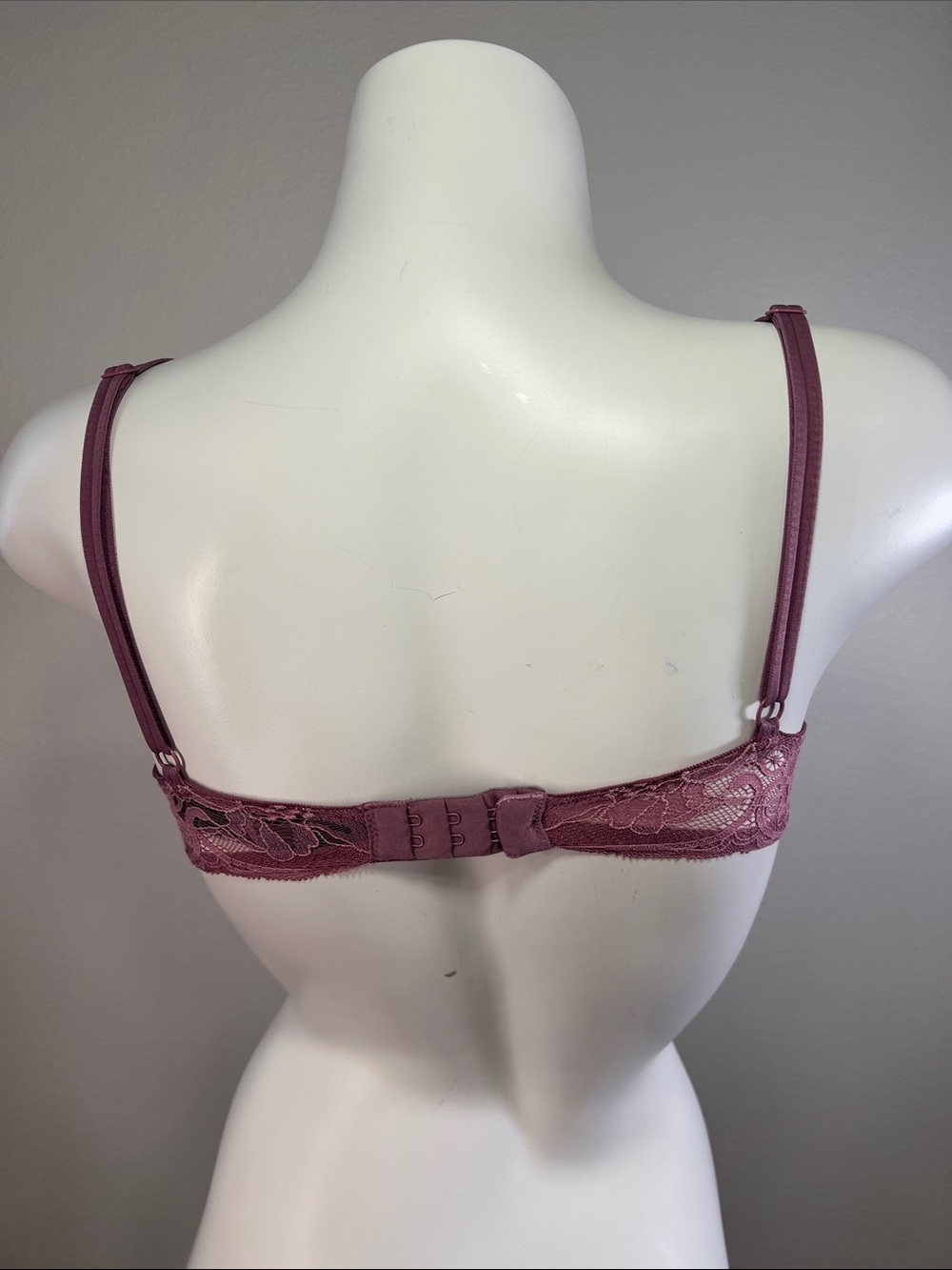 Victoria's Secret Very Sexy Satin Push-Up Bra - Mauve 32C - Picture 4 of 9